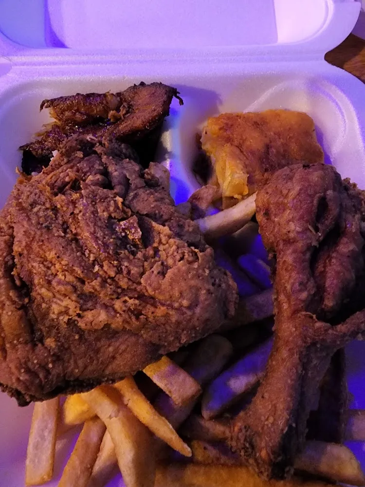 Fried Chicken Dinner with Fries